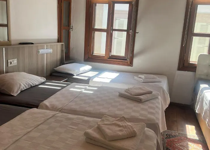 Pensión Sekercigiller *